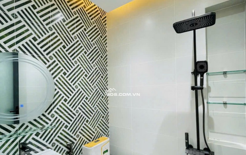 Nhà bán gấp 40m2,2L-4PN,2,85 tỷ đường Nguyễn Huy Lượng, P14, Bình Thạnh,HCM.