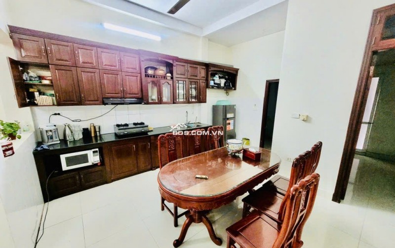 Một căn duy nhất, Hà Đông giá chưa đến 200tr/m Ô Tô vào nhà, mặt ngõ to, diện tích 52m, nhỉnh 9tỷ