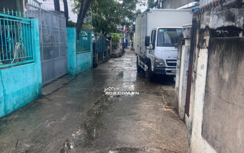 Mt hẻm xe tải kế bên Nguyễn Văn Tạo , cao tốc Bến Lức _ Long Thành _ Dầu Giây , 278m2 thổ cư giá chỉ 28tr/m2 .