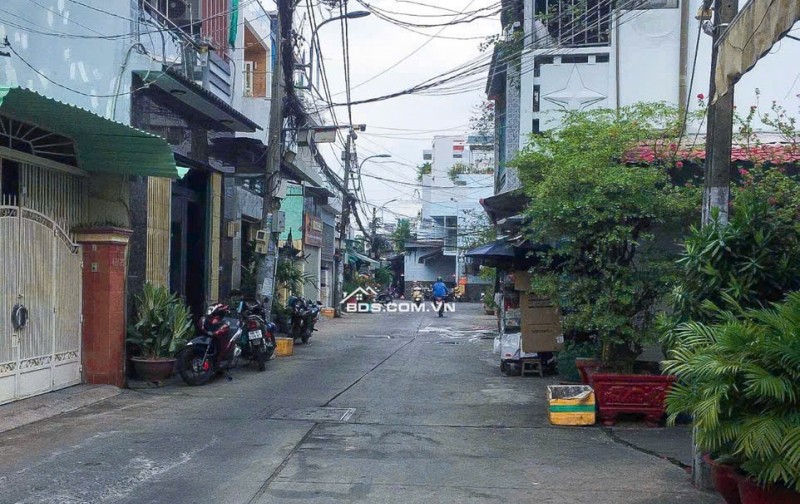 CHÍNH CHỦ BÁN NHÀ NHỎ DT 3,2 x 3,5, SỔ HỒNG RIÊNG, Q.11 (BỚT LỘC)