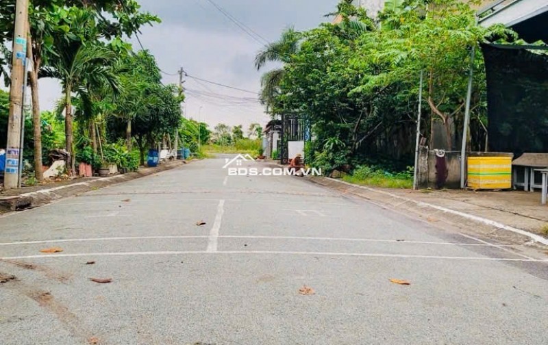  ĐẤT  KHU PHÂN LÔ ĐỒNG BỘ DƯƠNG CÔNG KHI HÓC MÔN - 5 x19M - GIÁ CHỈ 3,2 TỶ