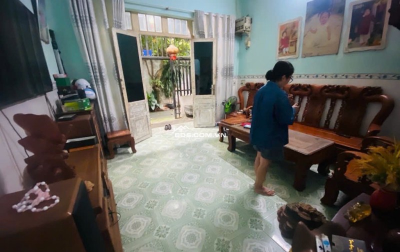 NHÀ CẤP 4 – LÀNG ĐHQG, GẦN BXMĐ MỚI chỉ nhỉnh 2 Tỷ