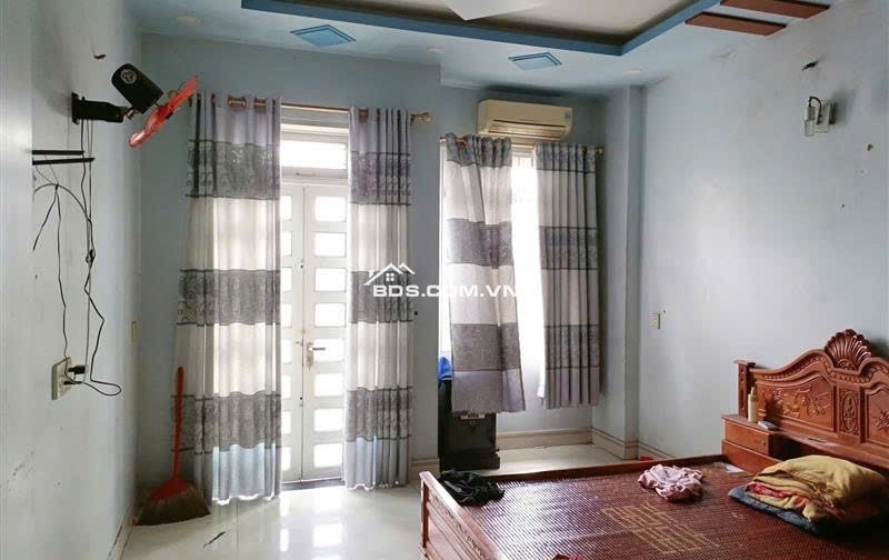 NHÀ XE HƠI NGỦ TRONG NHÀ – NGUYỄN THỊ BÚP, Q12 - 4x19M - 6,15 TỶ TL
