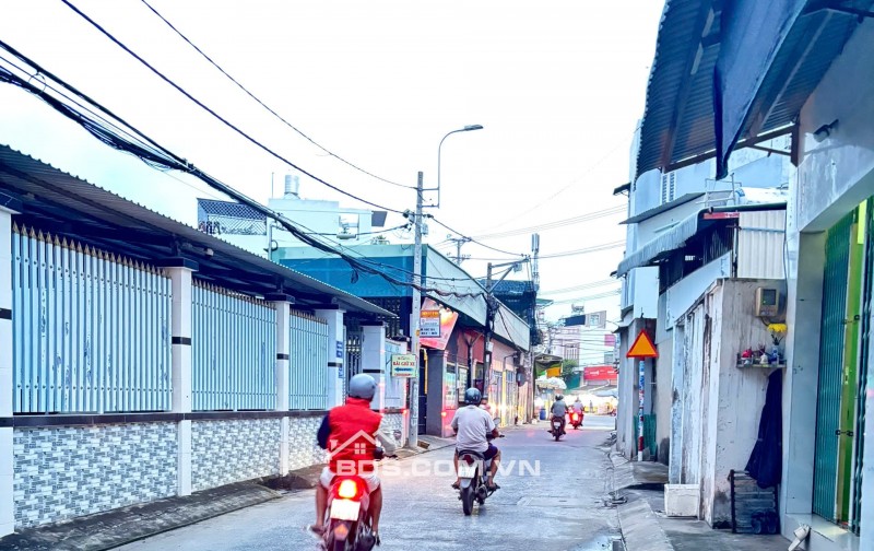 ĐẤT MẶT TIỀN ĐÔNG THẠNH 3-2 HÓC MÔN  - VÀI BƯỚC RA MẶT TIỀN ĐẶNG THÚC VỊNH- 4x32M - 128M2- GIÁ CHỈ 4,5 TỶ