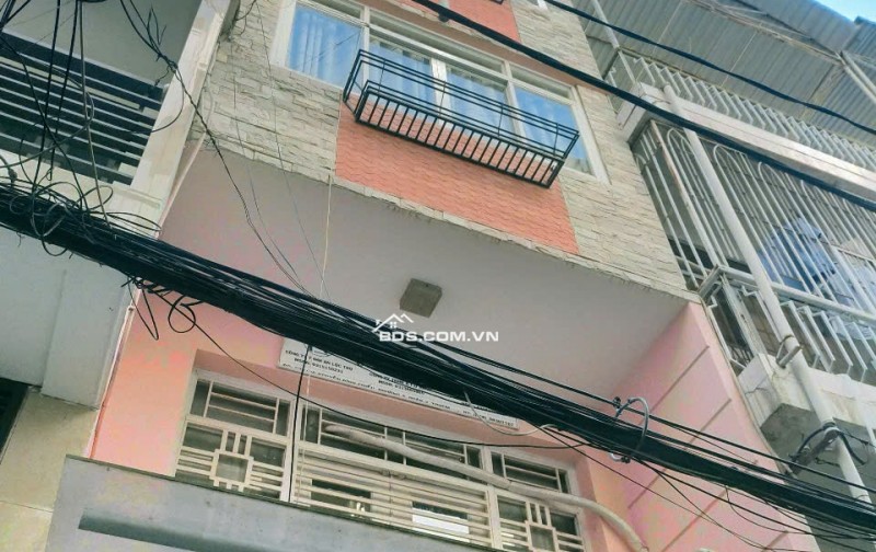 Bán Nhà 575/86 Nguyễn Đình Chiểu, Quận 3. DT: 3.2m*10m. CN: 29m2. 5 Tầng. Giá 9.9  tỷ