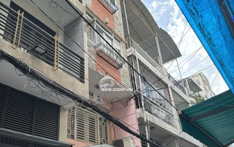Bán Nhà 575/86 Nguyễn Đình Chiểu, Quận 3. DT: 3.2m*10m. CN: 29m2. 5 Tầng. Giá 9.9  tỷ