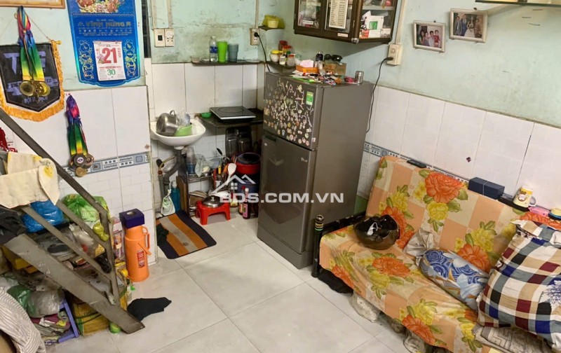 CHÍNH CHỦ BÁN NHÀ NHỎ DT 3,2 x 3,5, SỔ HỒNG RIÊNG, Q.11 (BỚT LỘC)