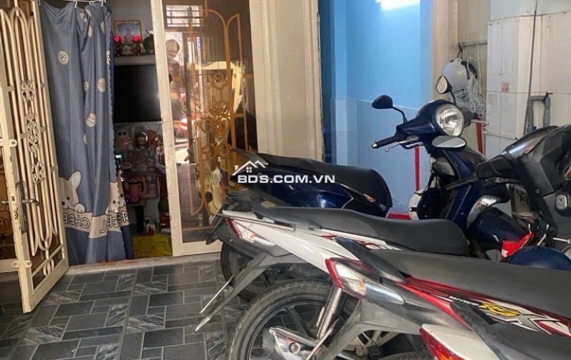 Bán Nhà Bùi Văn Ba Quận 7 – 72m² – Giá 6,7 Tỷ- Oto