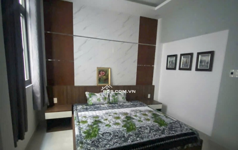 Nhà 2 Tầng, Sổ Hồng Riêng, Chỉ 2.6 Tỷ – Huỳnh Tấn Phát, P. Tân Phú (Q7),