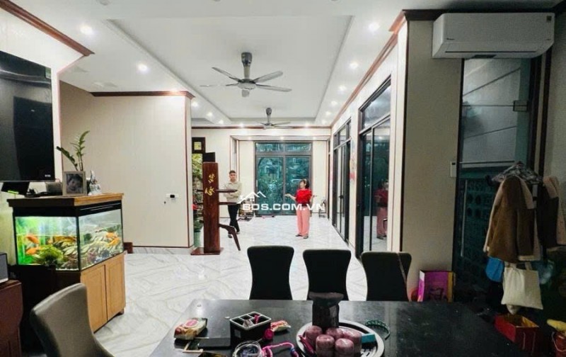 Bán nhà biệt thự liền kề phố Đội Nhân quận Ba Đình.