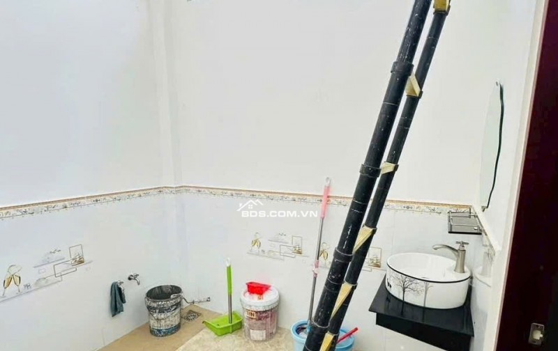  BÁN NHÀ GIÁ RẺ – SỔ HỒNG RIÊNG – CHỈ 880 TRIỆU  THỚI TAM THÔN HÓC MÔN 