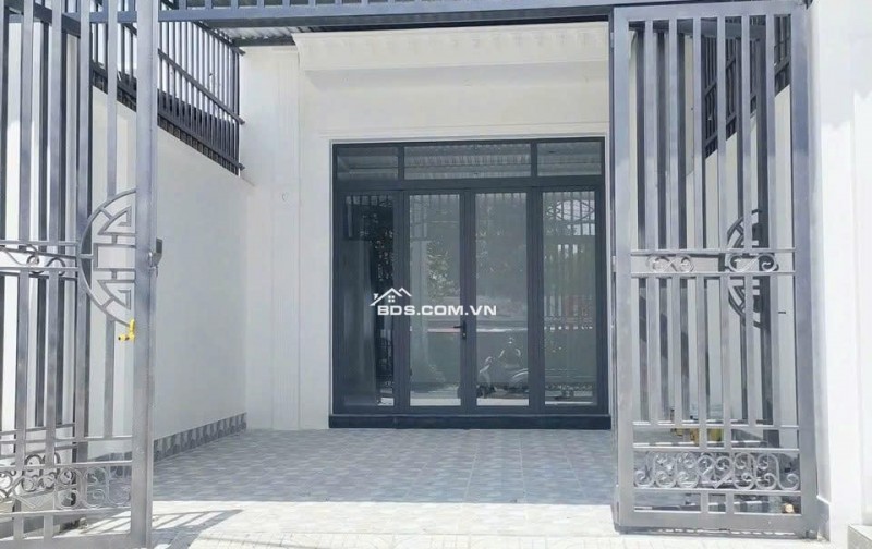 Kẹt tiền cần bán gấp căn nhà ở Đ. Lê Thị Sắc 127m2 SHR giá chỉ 920tr