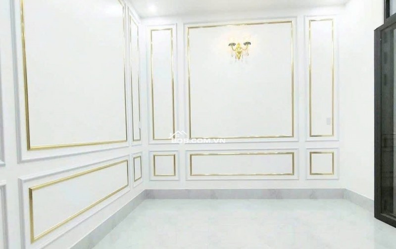 Kẹt tiền cần bán gấp căn nhà ở Đ. Lê Thị Sắc 127m2 SHR giá chỉ 920tr