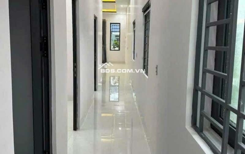 Bỏ ra đúng 1 tỷ - chìa khóa trao tận tay căn nhà gần 90m2 ở Thới Tam Thôn, Hóc Môn siêu đẹp. Đã có sổ hồng riêng