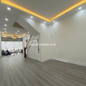Nhà Nguyễn Khang - Phân Lô Oto Tránh - 2 Nhà Ra Phố - Ngõ Thông Kinh Doanh