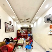 Nhà Đường Láng - Phân Lô Oto Tránh - Nở Hậu - Ngõ Thông KD