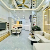  NHÀ DÂN XÂY CHẮC CHẮN – 50M RA ĐƯỜNG CỔ LINH – Ô TÔ ĐỖ CỬA – AN NINH TỐT – DÂN TRÍ CAO 