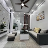 HOT HOT HOT! Bán nhà Trần Phú - Hà Đông , 30m ra mặt phố ô tô ,trung tâm Hà Đông , 37m2, 8.5 tỷ