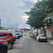 CĂN HỘ CAO CẤP CÓ DÒNG TIỀN -  NGAY VINCOM PLAZA DĨ AN - CĂN GÓC - VỊ TRÍ ĐẮC ĐỊA - 80M2 3 PN - NGAY NGÃ TƯ 550 TP DĨ AN - THANG MÁY THẺ TỪ - GIÁ CHỈ