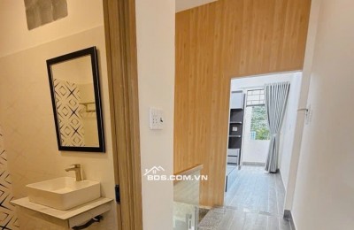 Bán nhà giá tốt nội thất đẹp DT: 69 Nguyễn Văn Đậu, P.6, Q. Bình Thạnh giá: 9,3  tỉ