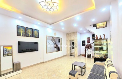 Nhà Láng Hạ - Phân Lô 6T Thang Máy - Oto 5 Tạ Qua Nhà - Ngõ Thông KD