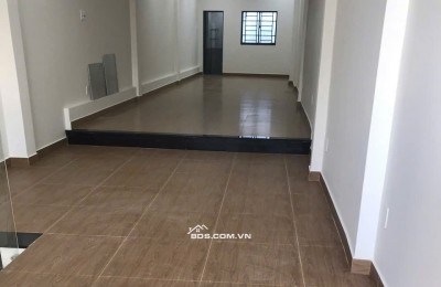 Bán nhà 1 lầu 387/2 đường Nguyễn Trãi, P. Nguyễn Cư Trinh, Q1