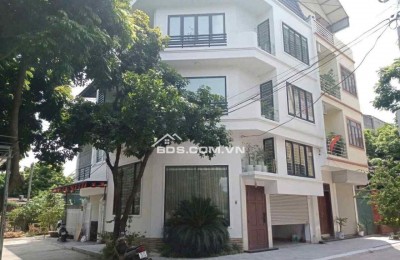 BIỆT THỰ THẠCH BÀN48m2 x5 TẦNG-LÔ GÓC-VỈA HÈ-GARA Ô TÔ-HỒ ĐIỀU HOÀ-FULL NỘI THẤT GIÁ HỢP LÝ