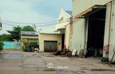 Cần bán gấp nhà xưởng 3550m2 kênh Tham Lương Quận 12