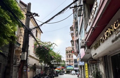 Bán nhà Tôn Đức Thắng 8 tầng thang máy, ngõ thông kinh doanh, văn phòng, ô tô tránh, nhà đẹp mới tinh
