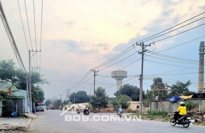 BÁN DÃY TRỌ 2 TẦNG + QUÁN CAFE – THU NHẬP 240TR/NĂM – MẶT TIỀN ĐƯỜNG KÍNH NỔI, DĨ AN