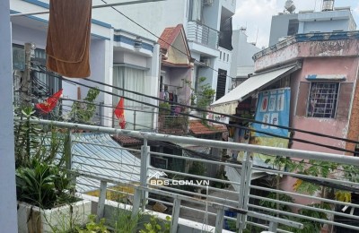 Nhà LÔ GÓC - Giáp Tân Phú - DT 54M 2 Tầng Gía Đầu Tư 3,6Ty Sổ Riêng A4