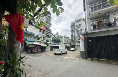 Mặt Tiền p7 phú nhuận ; 6x11,55m , 63m2. 5 tầng , 11,6 tỷ TL