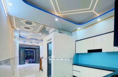 Bán nhà riêng Chỉ hơn 5 tỷ, có ngay nhà đẹp lung linh  Lê Văn Quới, phường Bình Hưng Hòa A