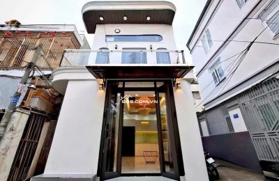 Bán Gấp Nhà Hẻm Huỳnh Tấn Phát Q7, 32m2, 2 Tầng, Giá Hời Chỉ 2.9 Tỷ, Sổ Hồng