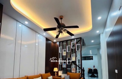 Bùng nổ ! Bán nhà An Hòa , 30m ra mặt phố ô tô ,trung tâm Hà Đông , 37m2, 8.5 tỷ