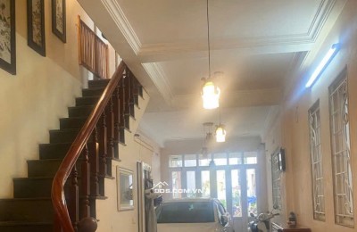 BÁN NHÀ NGỌC THỤY, LONG BIÊN, PHÂN LÔ QUÂN ĐỘI Chỉ Hơn 9 tỷ - 46m², 5 tầng, Gara, Ô tô tránh