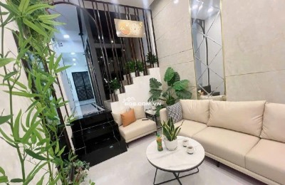 SỐT SÌNH SỊCH! Bán nhà Phùng Hưng - Hà Đông, lô góc 3 mặt  ,ô tô tránh, 45m2, 10.2 tỷ