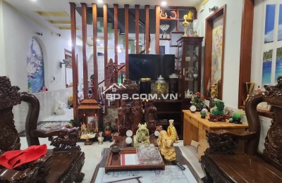 trước mặt KINH DOANH ĐỈNH 5 TẦNG (CÓ HẦM), địa điểm VÀNG TP DĨ AN, 122M², CHỈ 10.8 TỶ TL