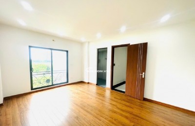 5,65 TỶ – NHÀ 5 TẦNG FULL NỘI THẤT LONG BIÊN