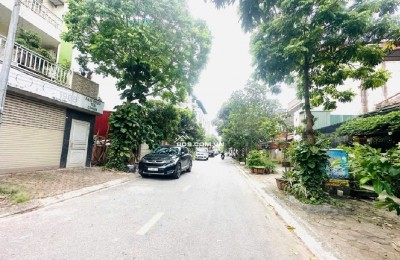 5,65 TỶ – NHÀ 5 TẦNG FULL NỘI THẤT LONG BIÊN