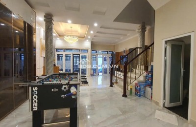 114m2 ngang 6.5m, hẻm thông Hai Bà Trưng, Q1, 4 tầng SHR, giá 28.5 tỷ, đầu tư kinh doanh hiếm