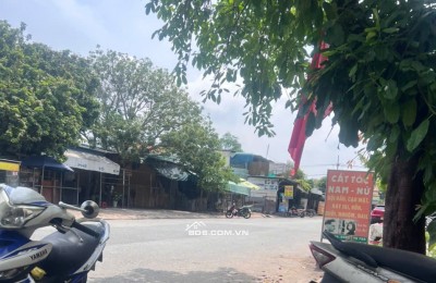 An cư Kdc Phú Xuân nhà phố 1 trệt 2 lầu , úp mái , mt trục chính 20m , giá 11,5 tỷ