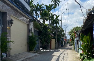 Bán gấp nhà Hiệp Bình Chánh, Thủ Đức, giá cực chất 5 tỷ, 65 m², xe hơi ngủ trong nhà.