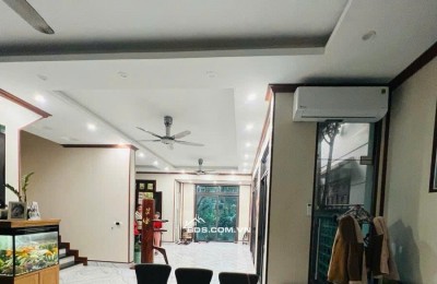 Bán nhà biệt thự liền kề phố Đội Nhân quận Ba Đình.