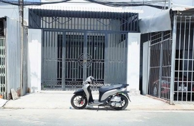 Kẹt tiền cần bán gấp căn nhà ở Đ. Lê Thị Sắc 127m2 SHR giá chỉ 920tr