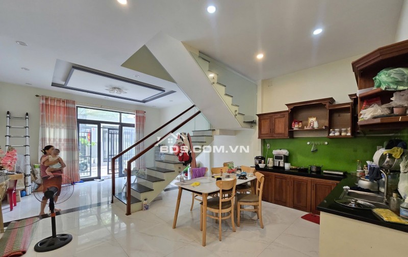 Bán nhà 3 TẦNG 3 MÊ kiệt Ô TÔ 5m K155 Trân Đình Nam