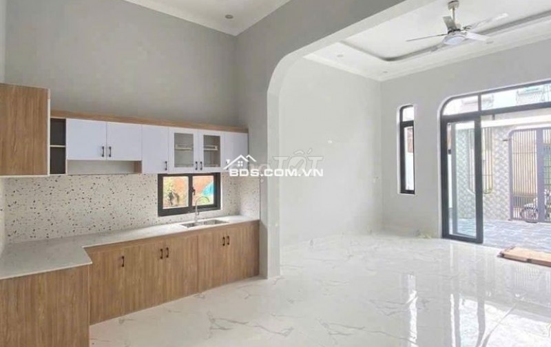 KÈO THƠM  CĂN NHÀ CẤP 4 SỔ RIÊNG THỔ CƯ Chiều Dài 25M GIÁ 1.43 TỶ