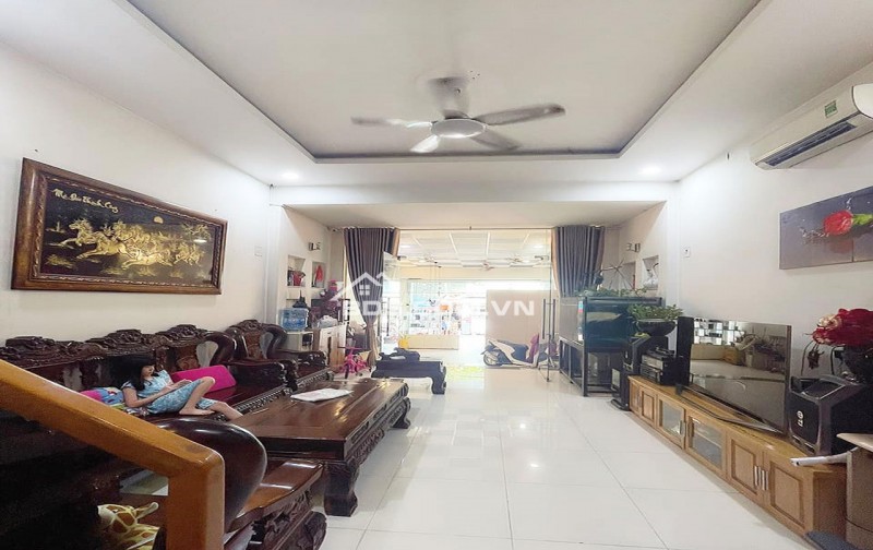 HIẾM - MẶT TIỀN PHAN VĂN HỚN QUẬN 12, NGANG GẦN 5M, 115M2, 3 PN
