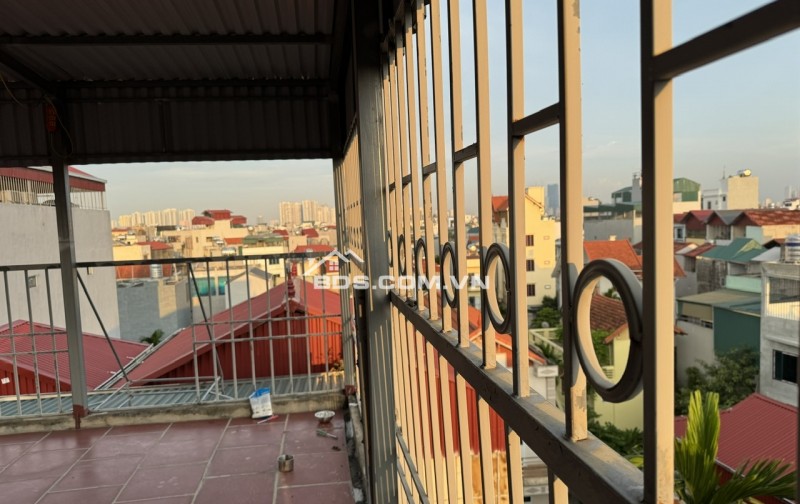 Chính chủ cần bán nhà 5 tầng, DT 30 m2 sử dụng riêng và 10 m2 sử dụng chung, tại Vân Canh, Hà Nội