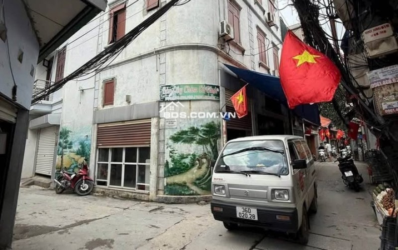 Nhà Yên Hòa - Phân Lô 3 Gác Tránh- 2 Nhà Ra Phố - Ngõ Thông Kinh Doanh